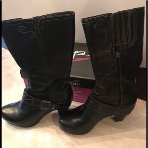 Dansko Rylan Boots